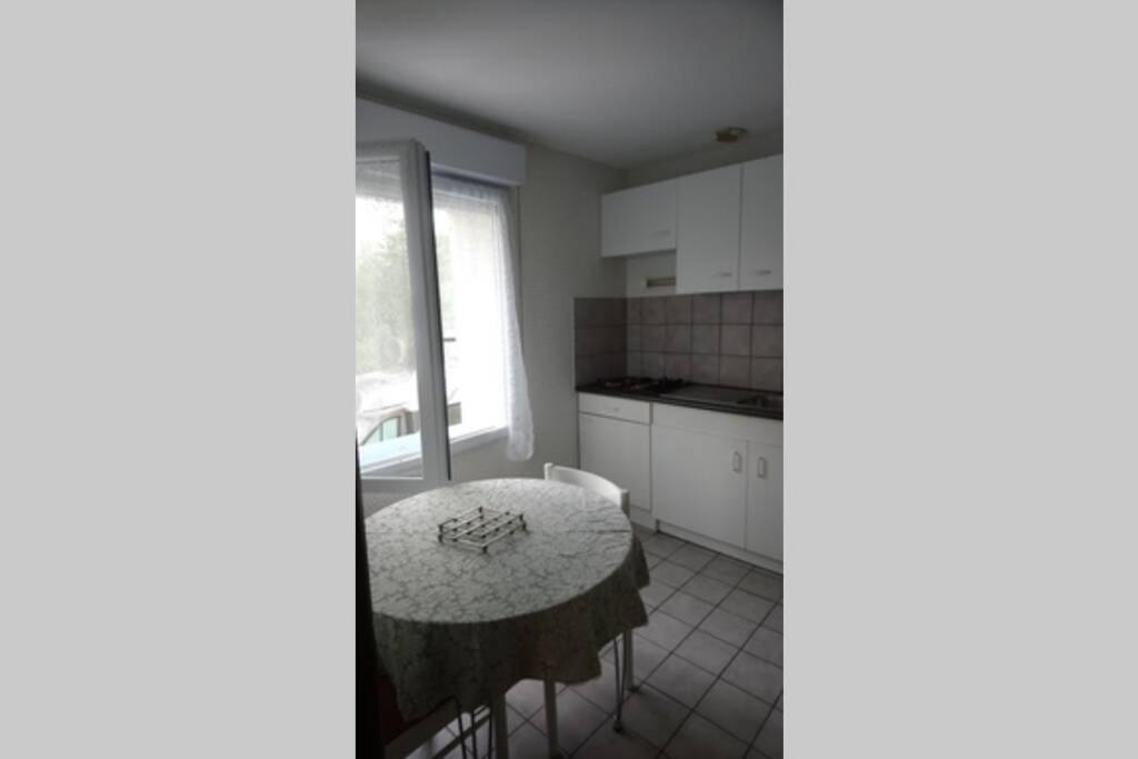 Chez Fabienne T1 Lejlighed Le Breuil-sur-Couze Eksteriør billede